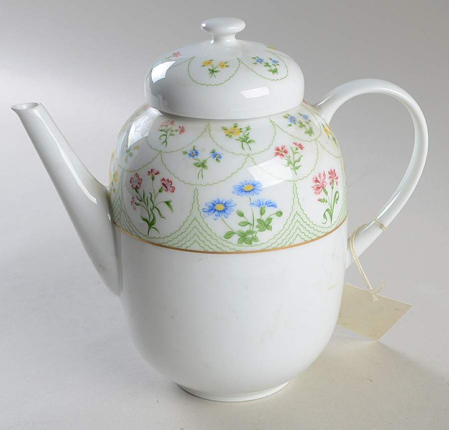 Rosemoor Coffee Pot & Lid by James Chatelaine-1