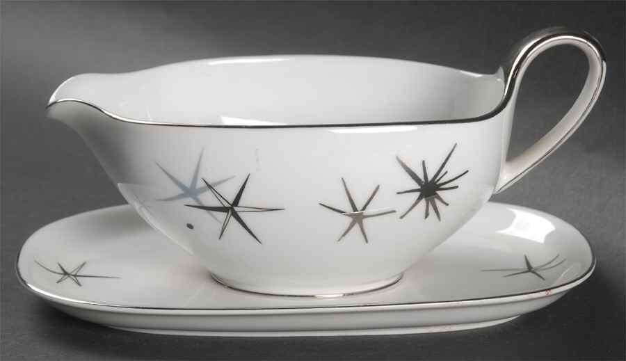 Starlight Gravy Boat with Attached Underplate by James Chatelaine-1
