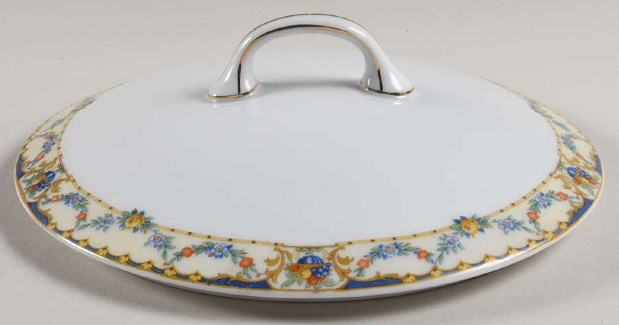 Glendale Lid for Round Vegetable by Chateau-1