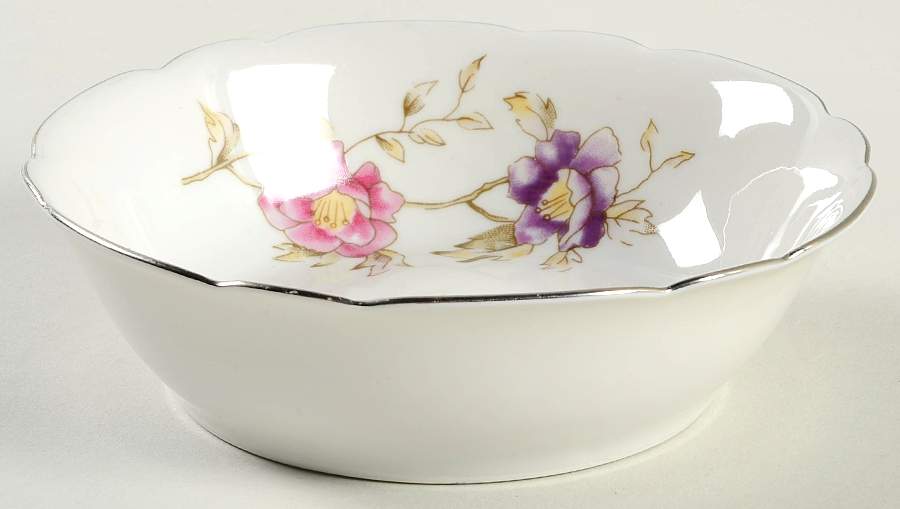Louise (Scalloped) Fruit/Dessert (Sauce) Bowl by Cmielow (Poland)-1
