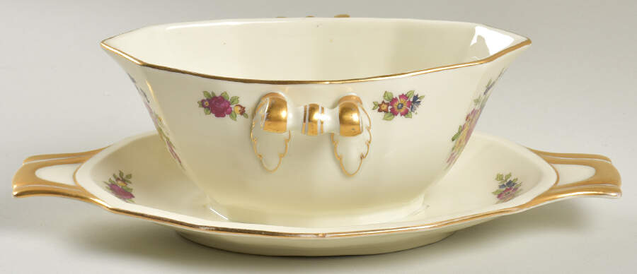 CIM16 Gravy Boat with Attached Underplate by Crown Imperial-1