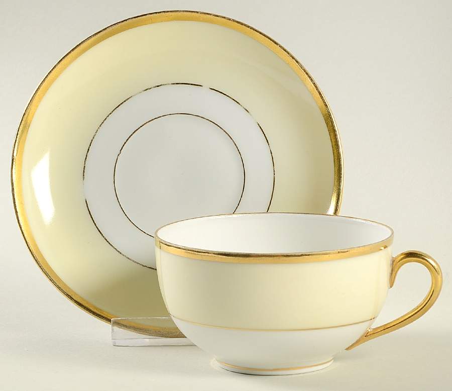 CIM2 Flat Cup & Saucer Set by Crown Imperial-1
