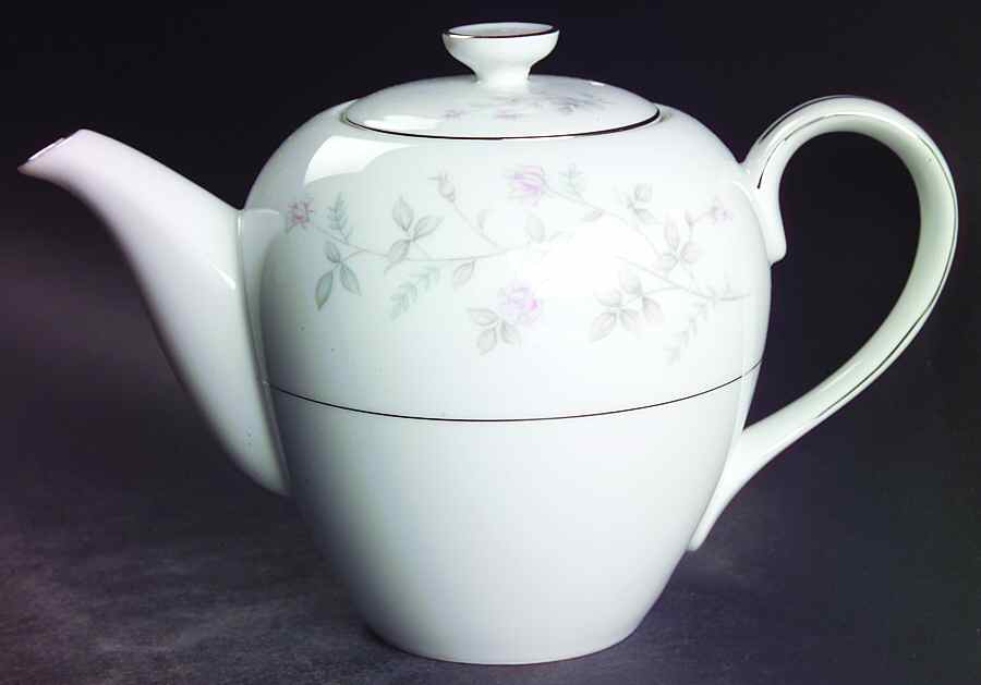 Sybil Teapot & Lid by Citadel-1