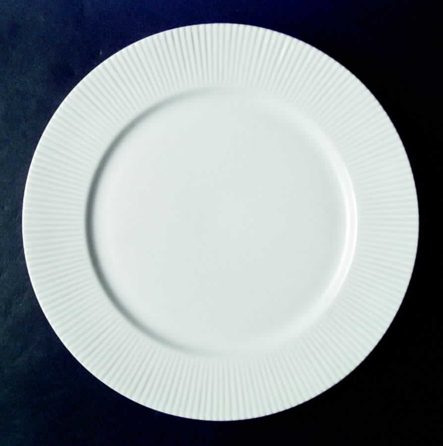 Morning Light Dinner Plate by Castleton (Japan)-1