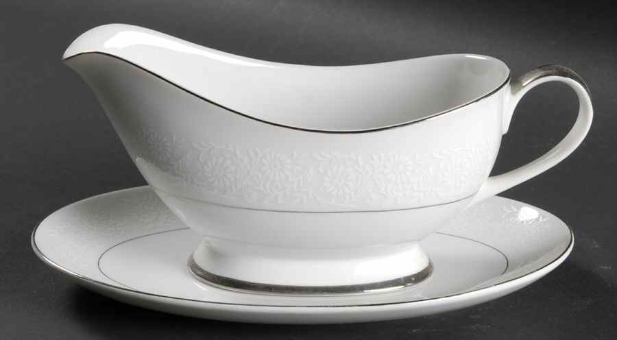 Moonlight Gravy Boat & Underplate/Relish by Claridge-1