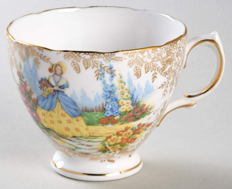 CLC10 Footed Cup by Colclough-1