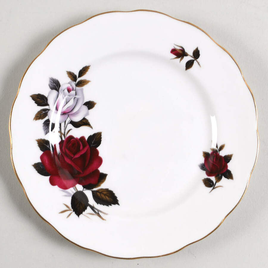 7906 Bread & Butter Plate by Colclough-1