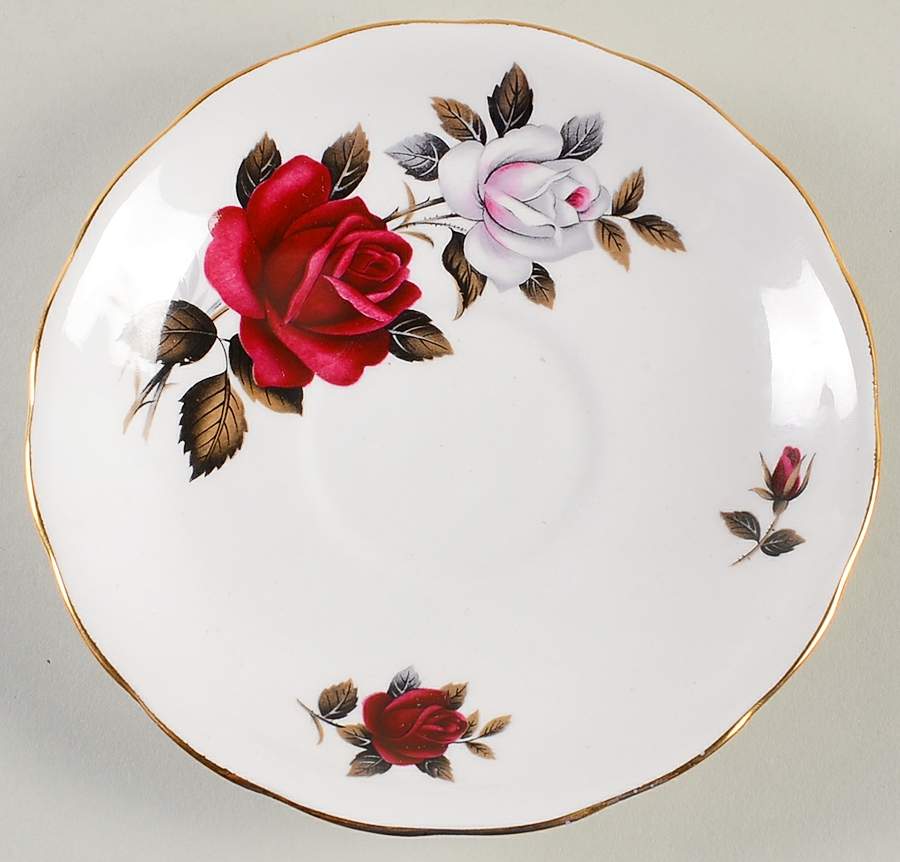 7906 Saucer by Colclough-1