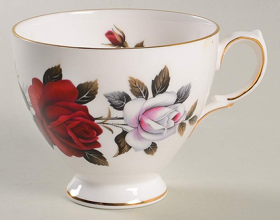 7906 Footed Cup by Colclough-1