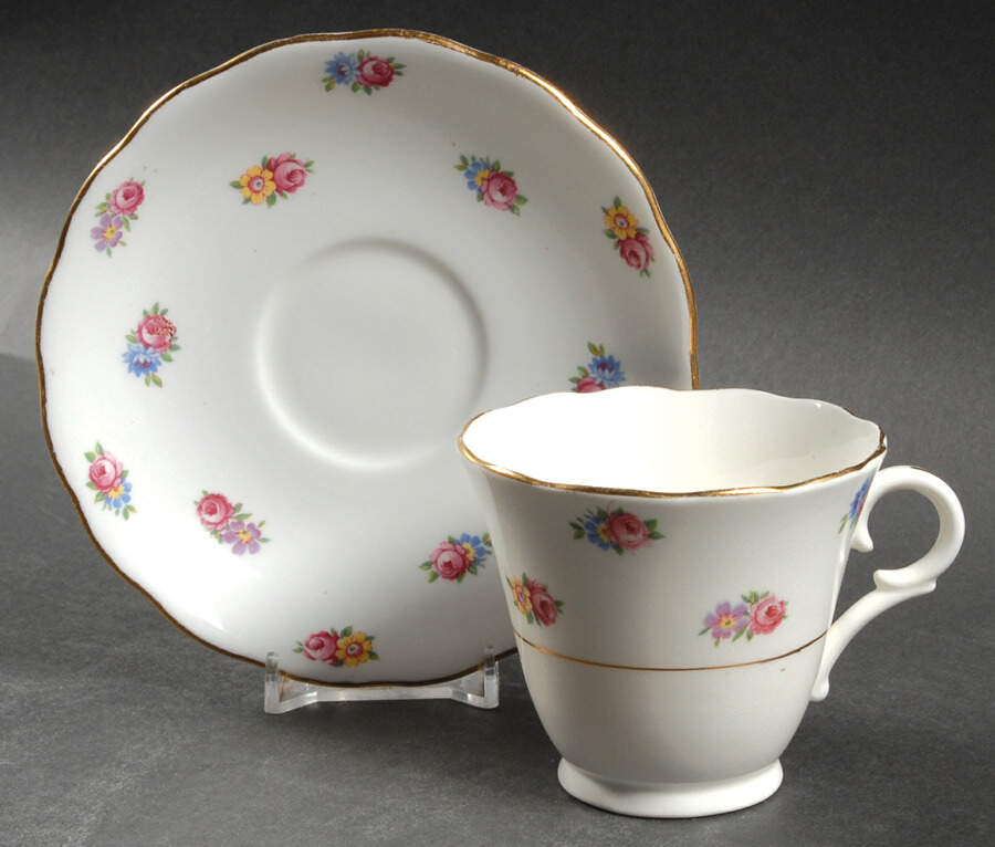 6453 Footed Cup & Saucer Set by Colclough-1