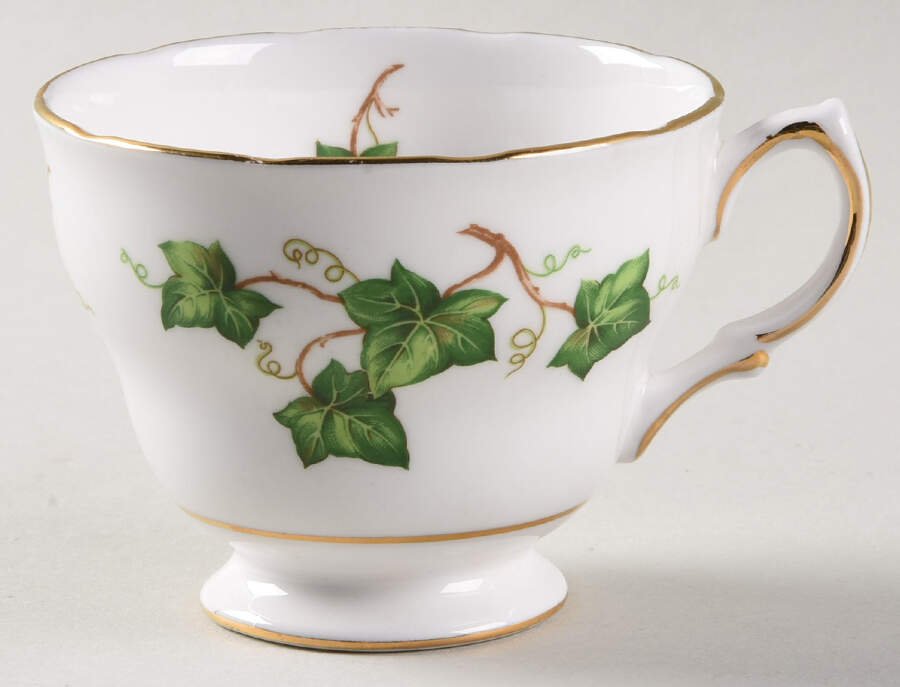 Ivy Leaf Footed Cup by Colclough-1