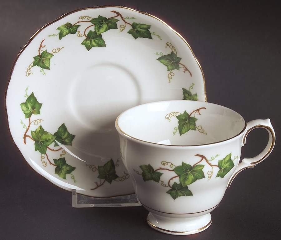 Ivy Leaf Footed Cup & Saucer Set by Colclough-1