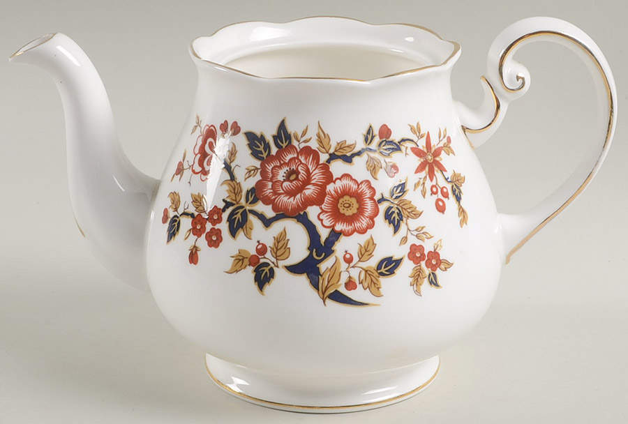 Royale Teapot No Lid by Colclough-1
