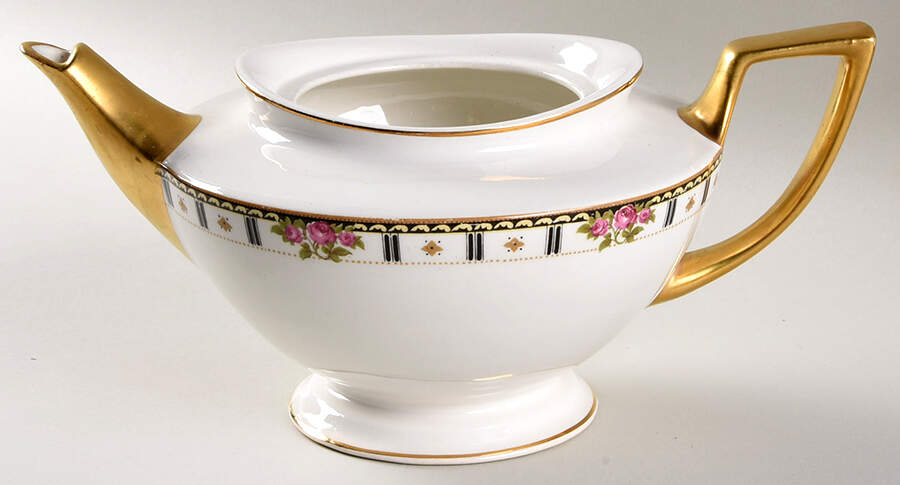 Bridal Teapot No Lid by Cleveland (USA)-1