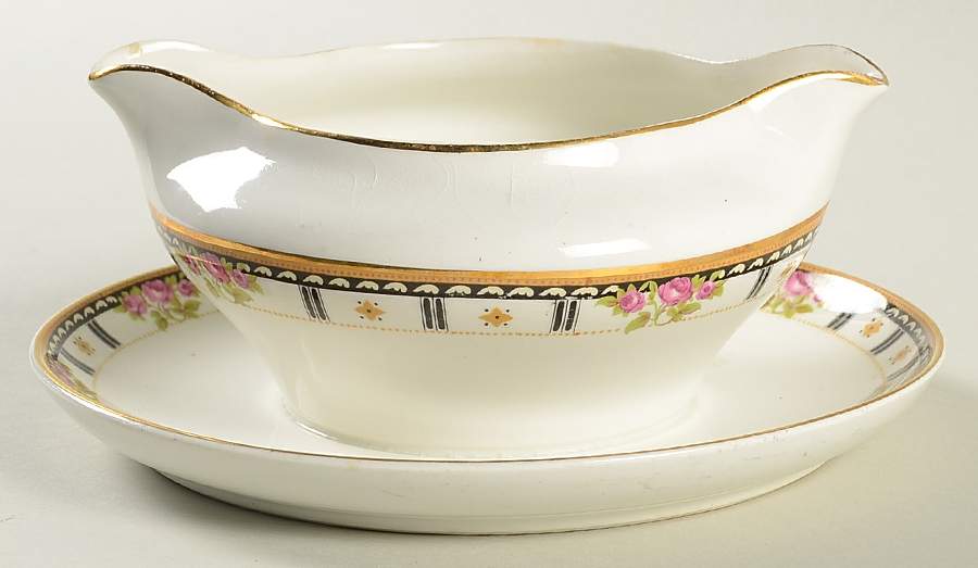 Bridal Gravy Boat with Attached Underplate by Cleveland (USA)-1