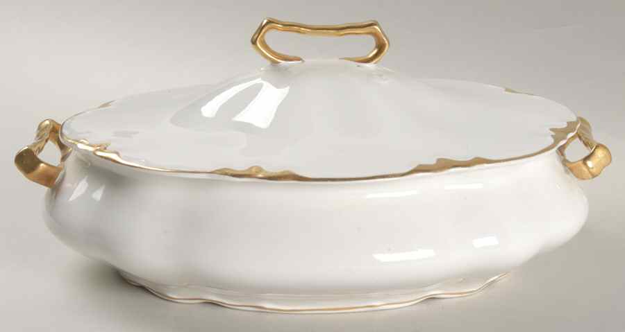 Patrician Oval Covered Vegetable by Cleveland (USA)-1