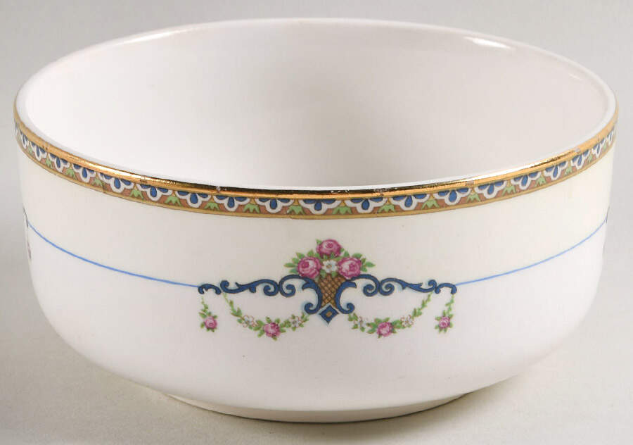 Tokio Cranberry Bowl by Cleveland (USA)-1