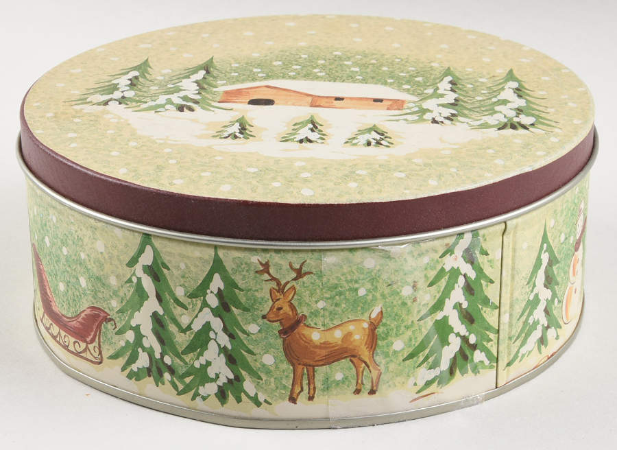 Log Cabin Christmas Small Round Storage Tin & Lid by The Cellar (China)-1