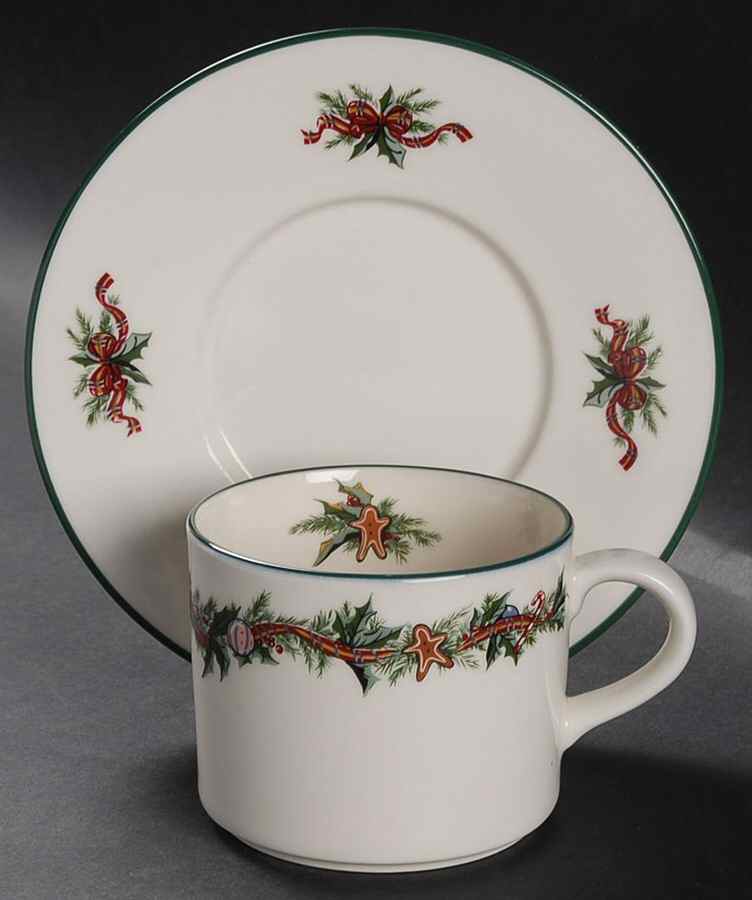 O'Tannenbaum Flat Cup & Saucer Set by The Cellar (China)-1