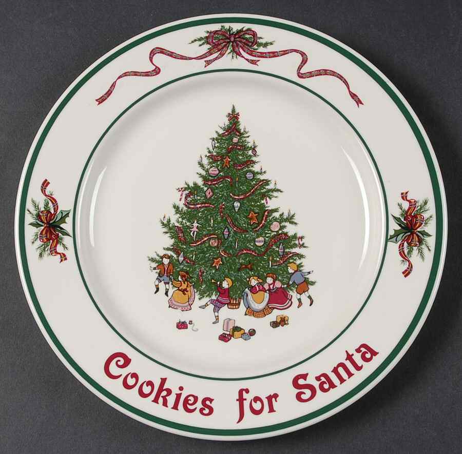 O'Tannenbaum Cookie Plate by The Cellar (China)-1