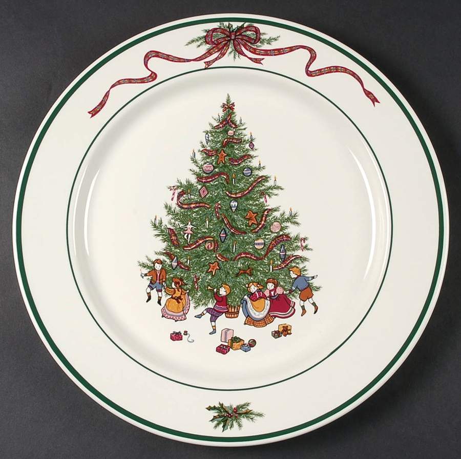 O'Tannenbaum 12" Chop Plate (Round Platter) by The Cellar (China)-1
