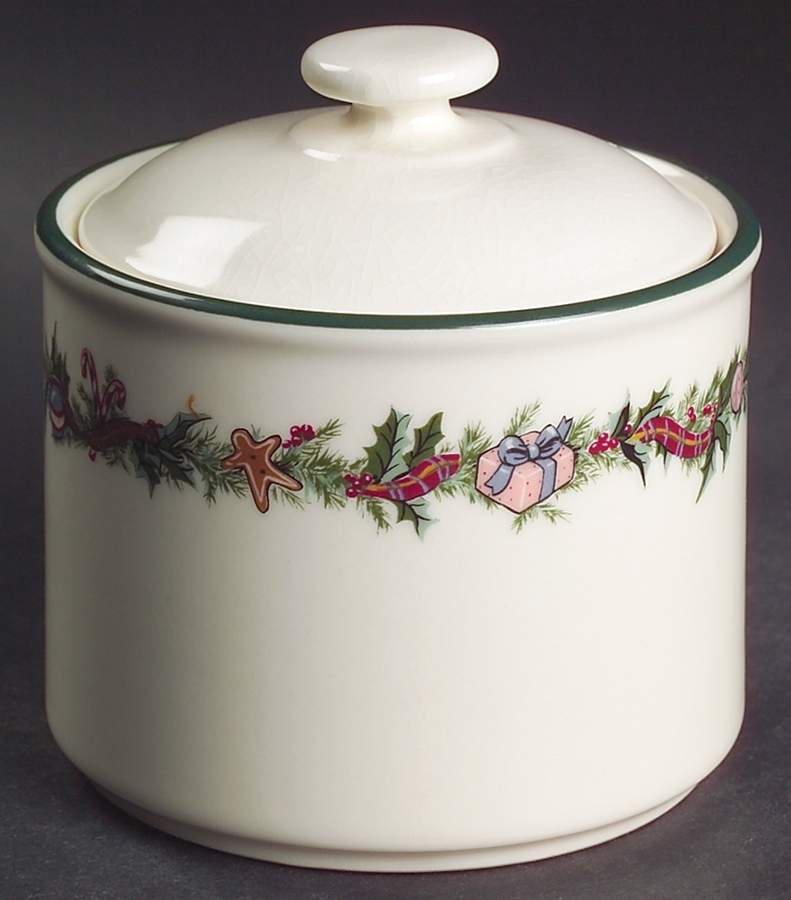 O'Tannenbaum Sugar Bowl & Lid by The Cellar (China)-1