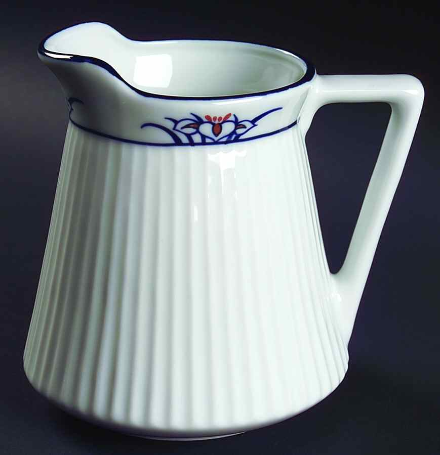 Splendor 32 Oz Pitcher by The Cellar (China)-1