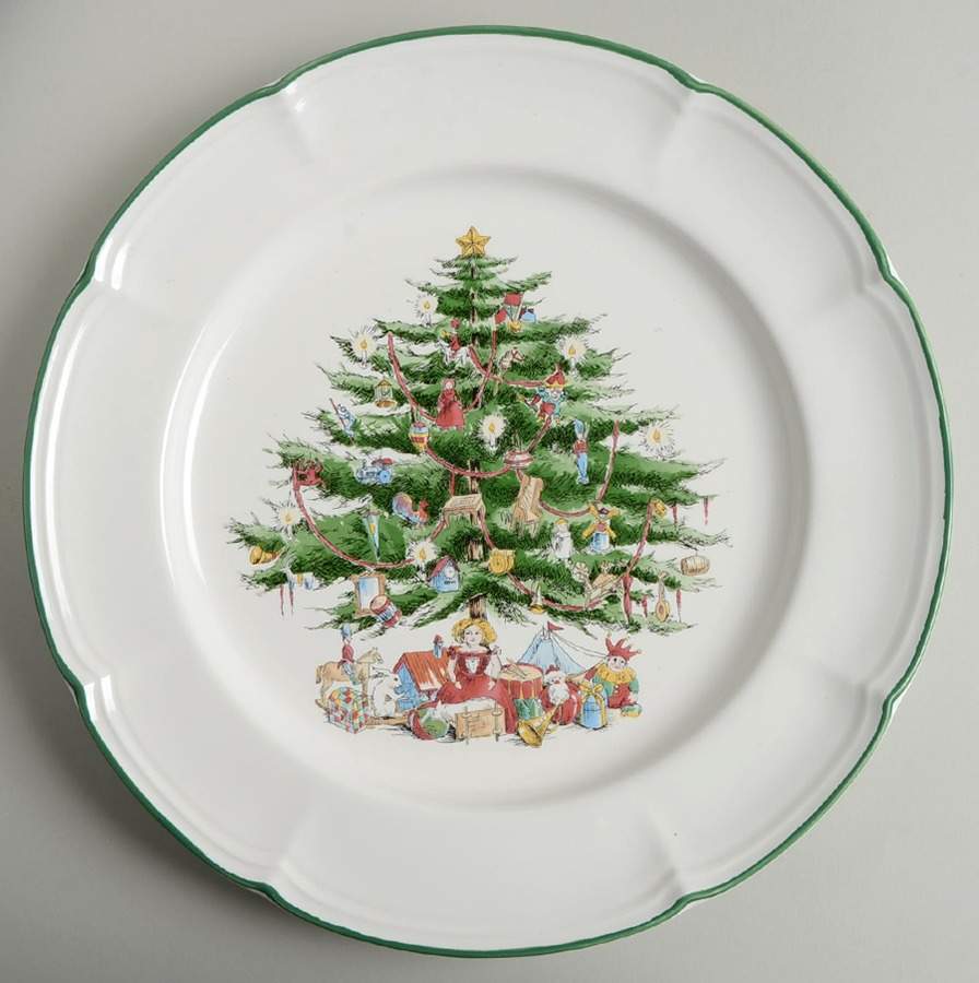 Yuletide 12" Chop Plate (Round Platter) by The Cellar (China)-1
