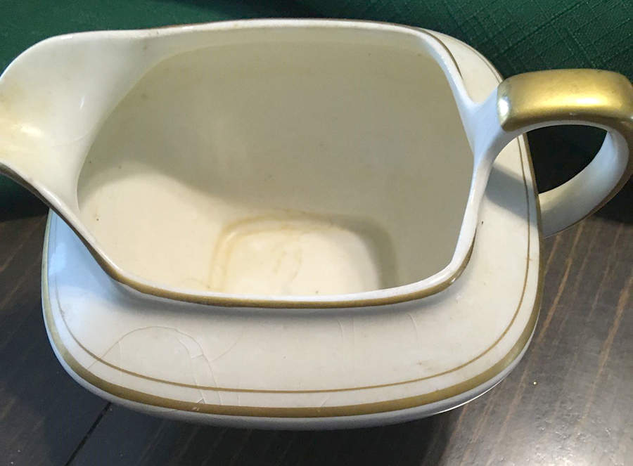 4076 1-2 Creamer by Carrollton-1