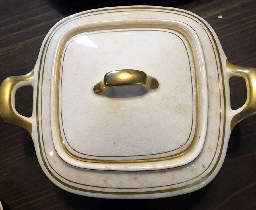 4076 1-2 Square Covered Butter with Strainer by Carrollton-1