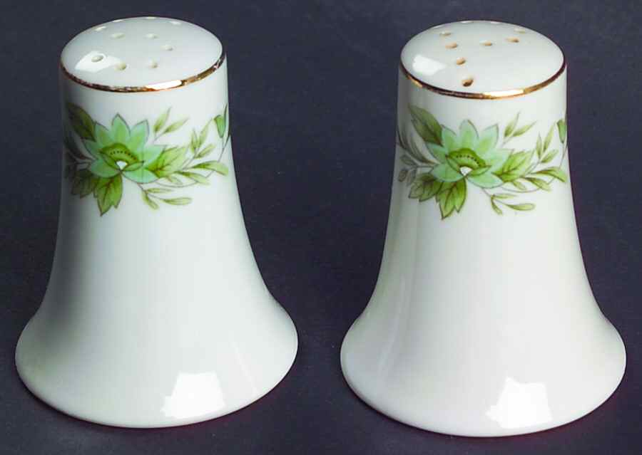 Garlands of Glory Salt & Pepper Set by Creative Manor-1