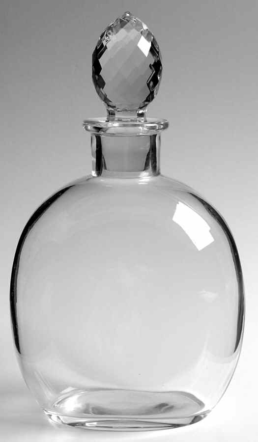 Giftware Decanter & Stopper by Baccarat-1