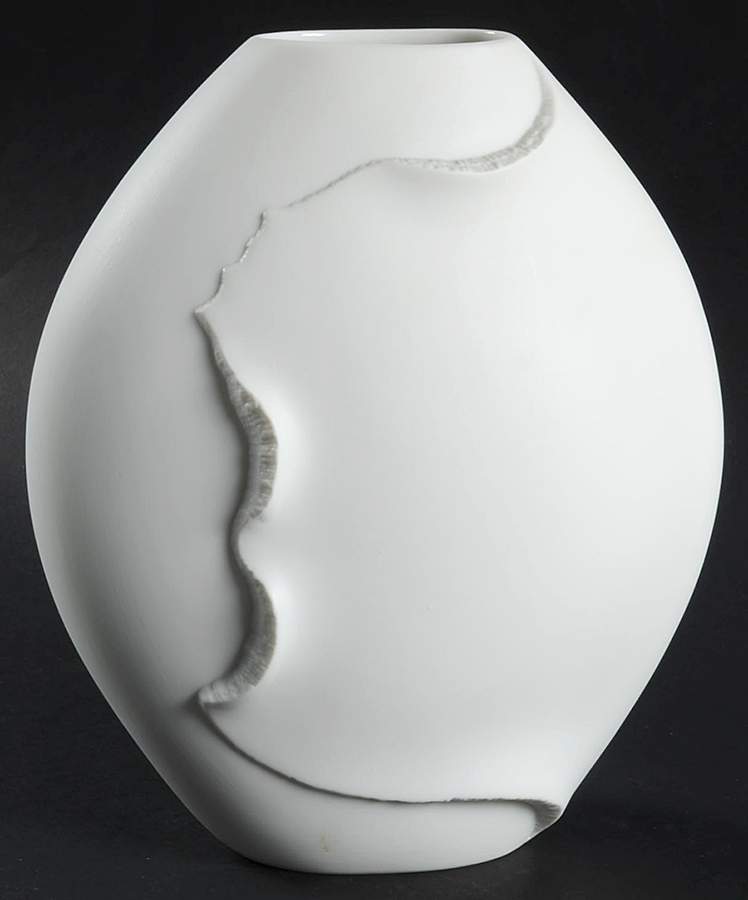 Montana (Bisque) 7" Vase by Kaiser-1
