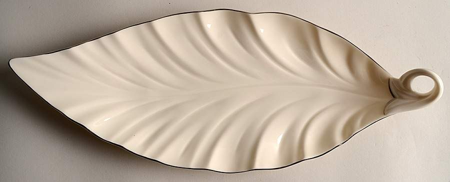 Buffet Servers 16" Leaf Shape Buffet Server by Lenox-1