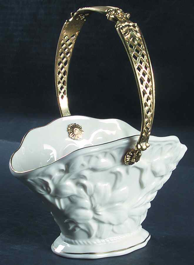 Lily 8" Handled Basket by Lenox-1