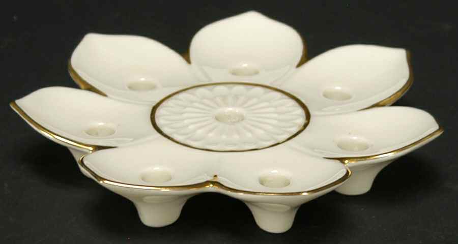 Petal Candleholder Candleholder by Lenox-1
