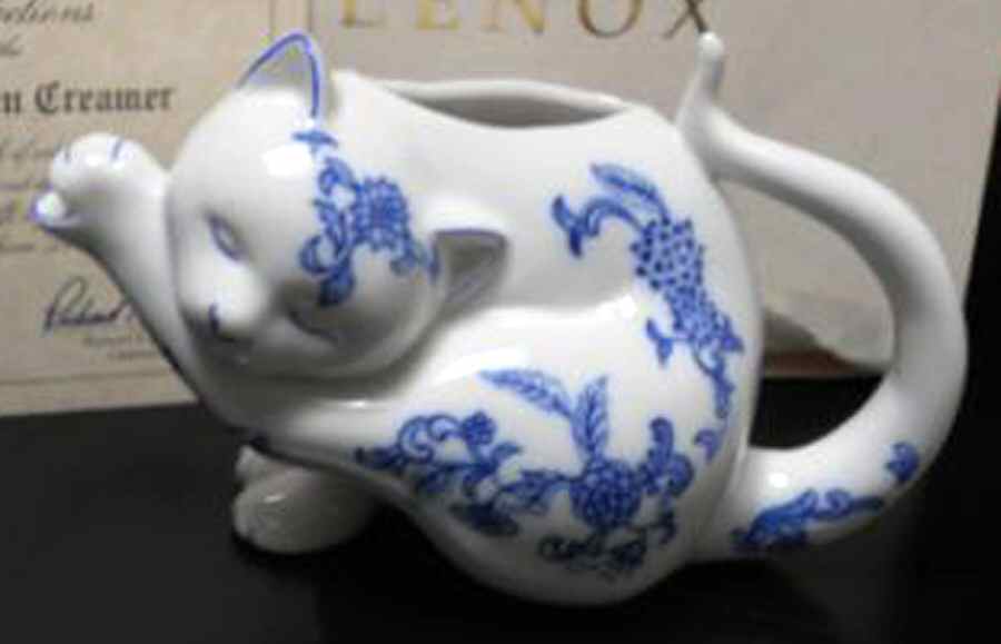 Dutch Delft Figural Creamer by Lenox-1