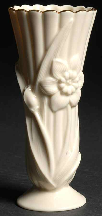 Ivory Daffodil Vase 5" Vase by Lenox-1