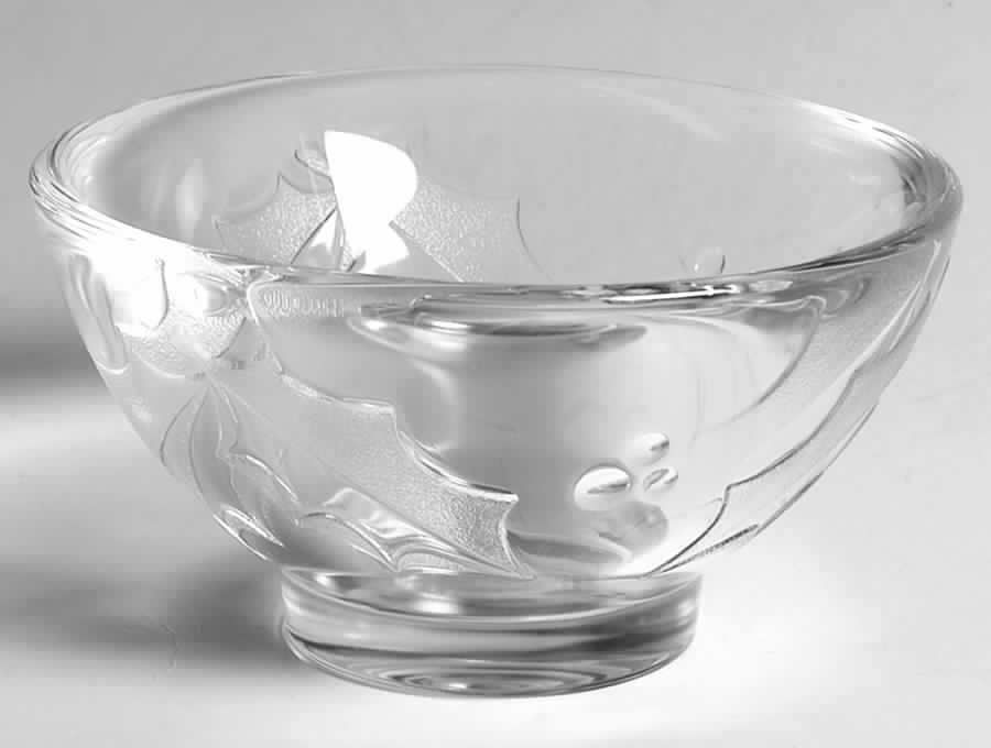 Holly Day 6" Round Bowl by Orrefors-1