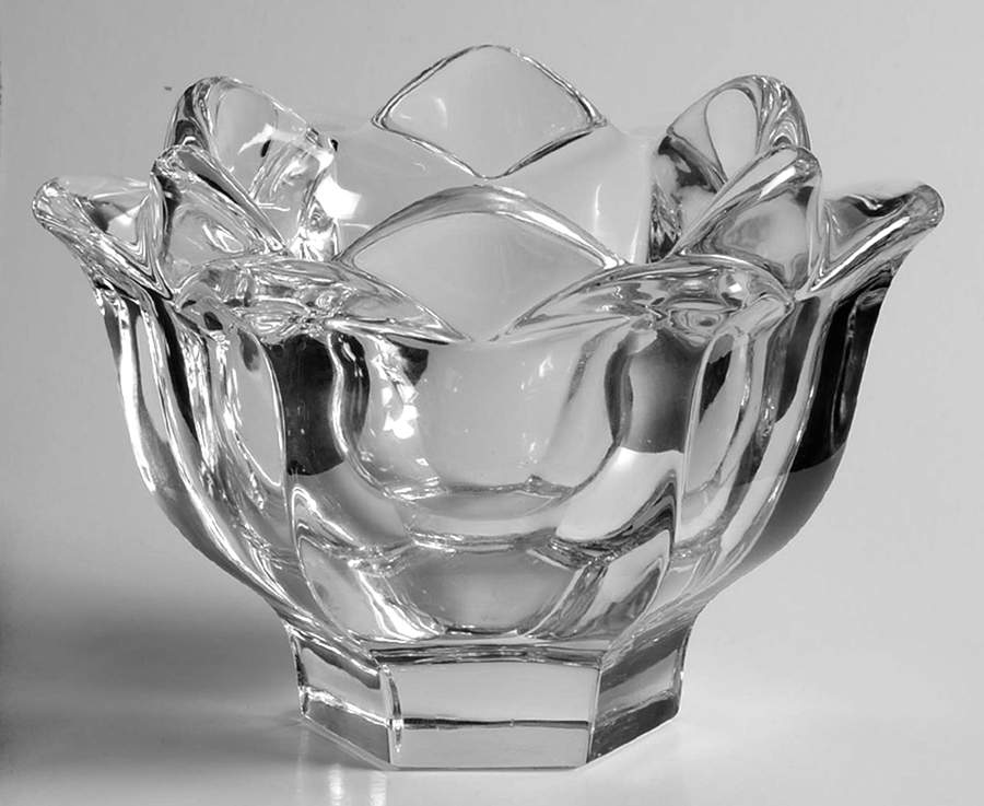 Lily 4" Round Bowl by Orrefors-1