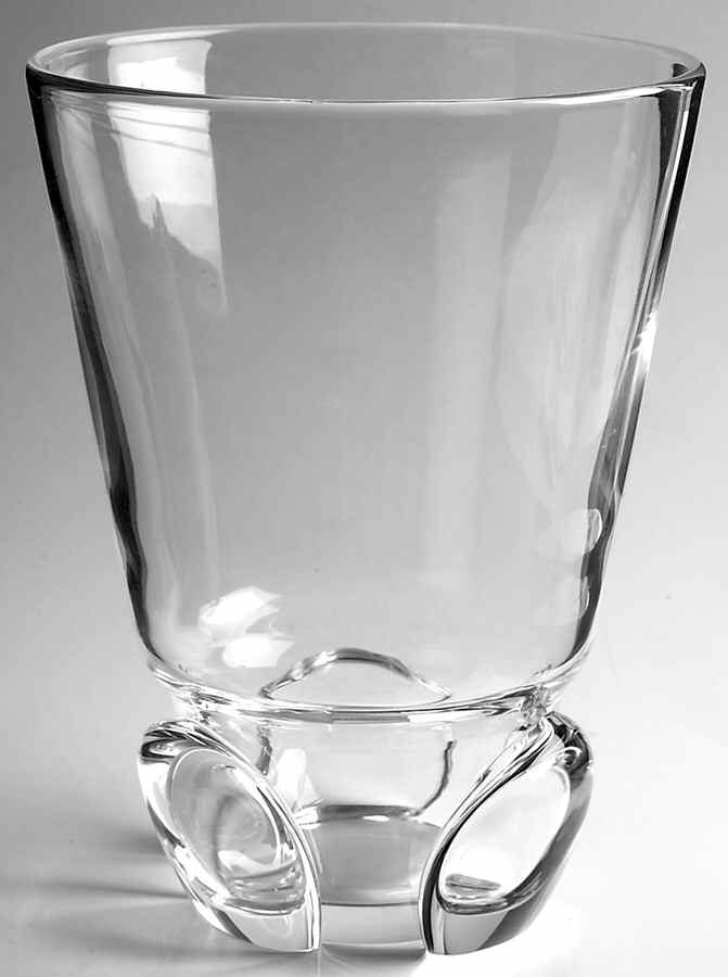 8021 7" Flower Vase by Steuben-1