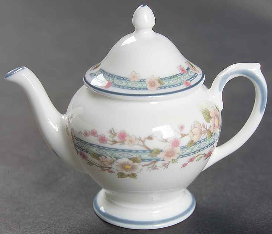 April Miniature Teapot & Lid by Coalport-1