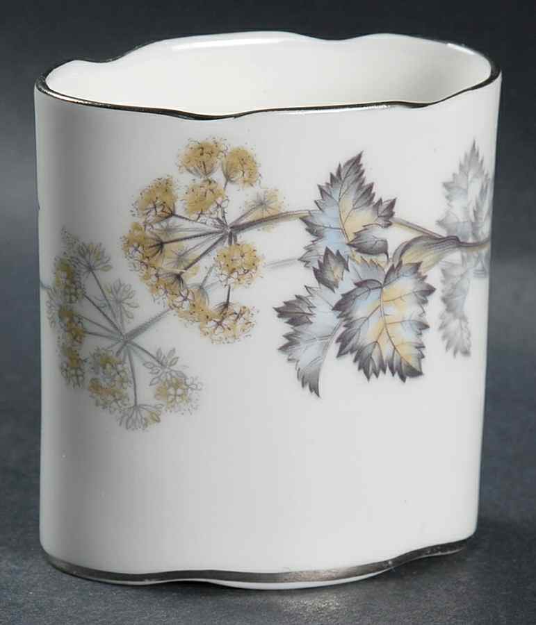 Camelot Cigarette Holder by Coalport-1