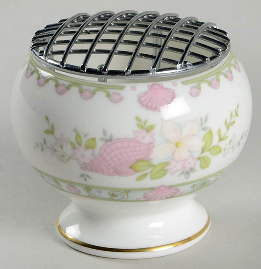 Canterbury 2" Mini Bud Vase by Coalport-1