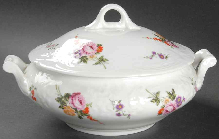 Caughley Sprays Round Covered Vegetable by Coalport-1