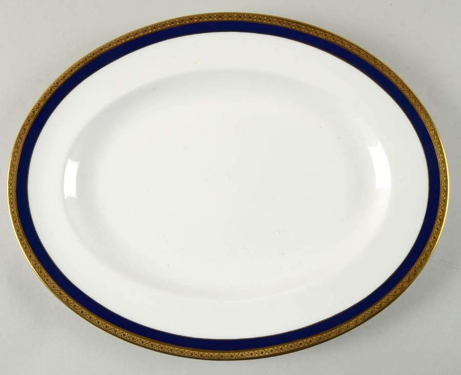Elite Royale 13" Oval Serving Platter by Coalport-1