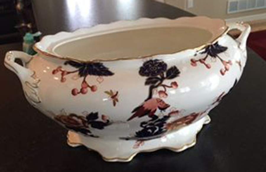 Hong Kong (New Backstamp, Mauve Flowers) Oval Tureen No Lid by Coalport-1