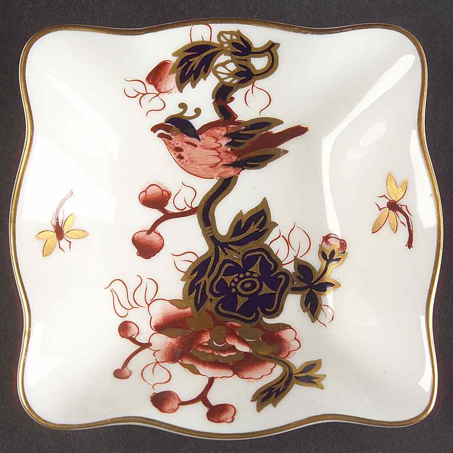 Hong Kong (New Backstamp, Mauve Flowers) 4" Ashtray by Coalport-1