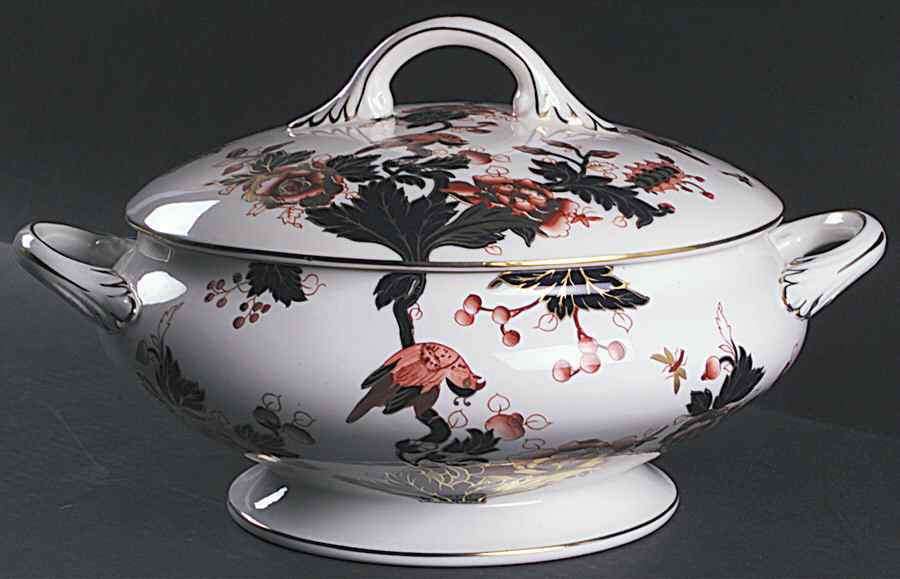 Hong Kong (New Backstamp, Mauve Flowers) Tureen &  Lid by Coalport-1