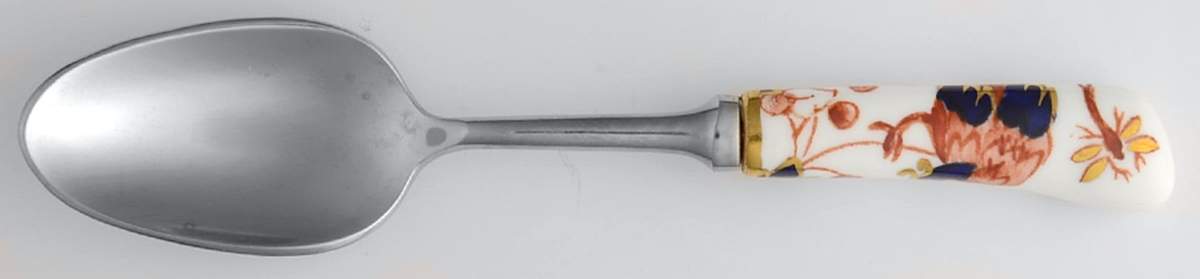 Hong Kong (Old Backstamp, Rust Flowers) Teaspoon by Coalport-1
